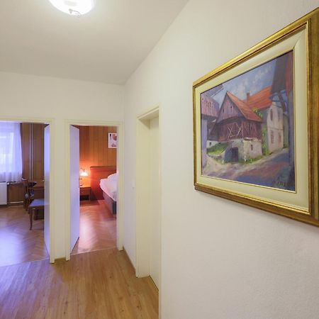 Papas Apartment เลสเซ ภายนอก รูปภาพ