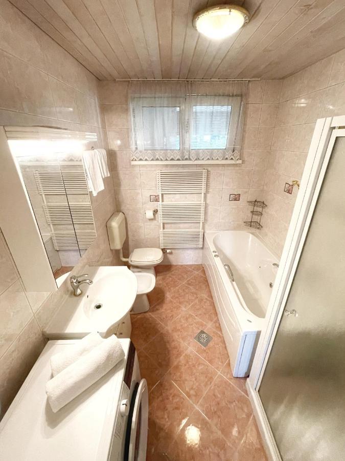 Papas Apartment เลสเซ ภายนอก รูปภาพ