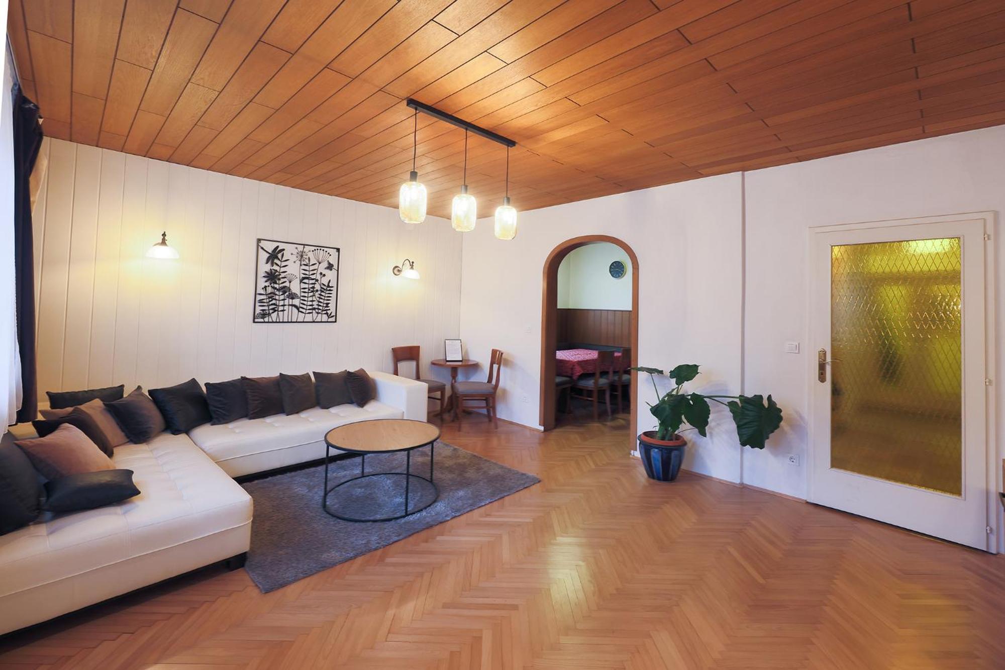 Papas Apartment เลสเซ ภายนอก รูปภาพ