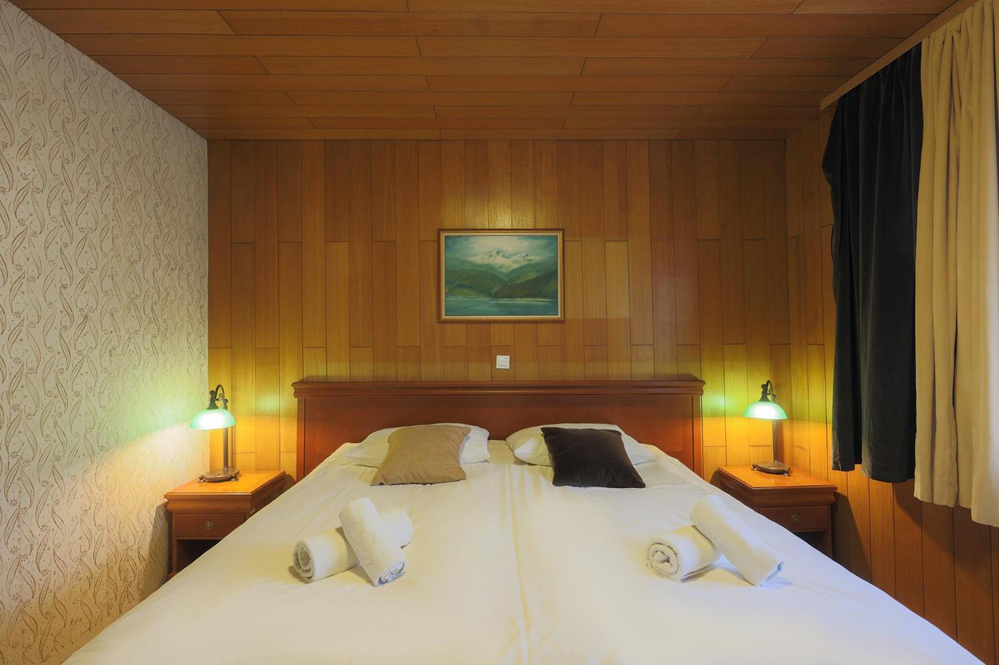 Papas Apartment เลสเซ ภายนอก รูปภาพ