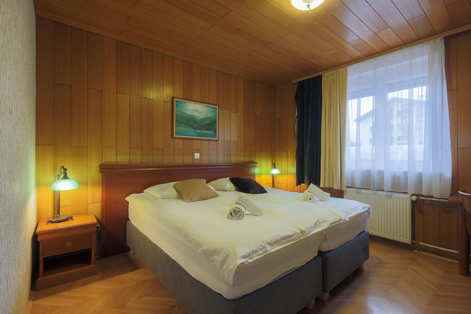 Papas Apartment เลสเซ ภายนอก รูปภาพ
